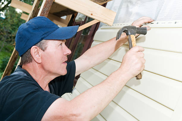 Storm Damage Siding Repair in Del City, OK